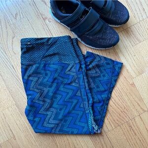 Prana crop leggings, quick-dry, size L.